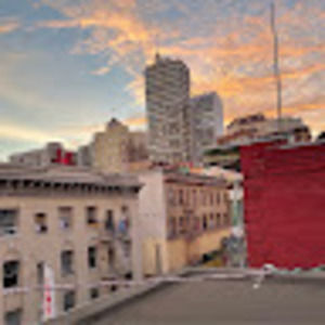 Meet your Posher, Dennis